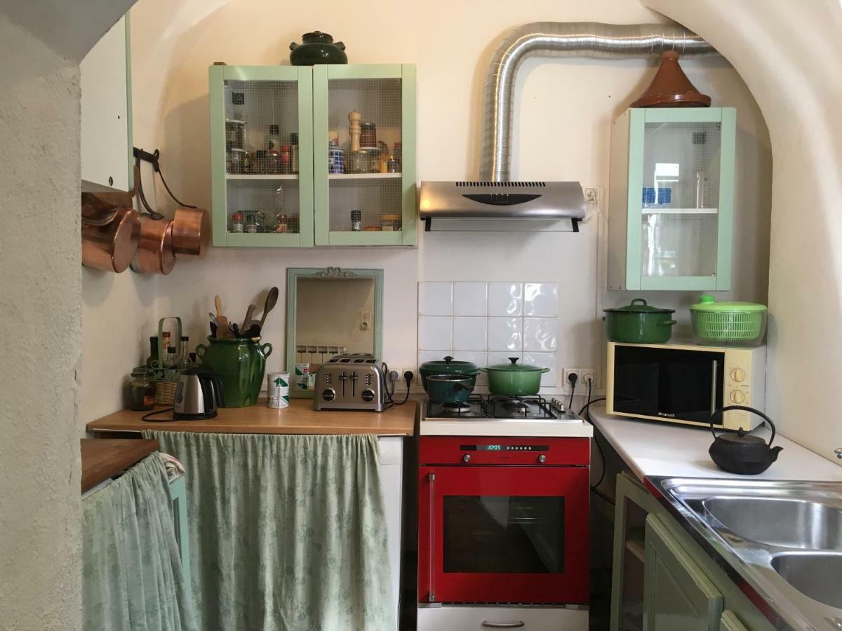 Les Asphodeles Bed & Breakfast *